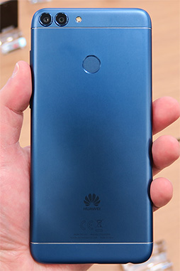 画像ギャラリー No.004のサムネイル画像 / Huawei，2万8000円前後でデュアルカメラ＆縦長液晶パネル採用のスマートフォン「nova lite 2」を2月9日に発売