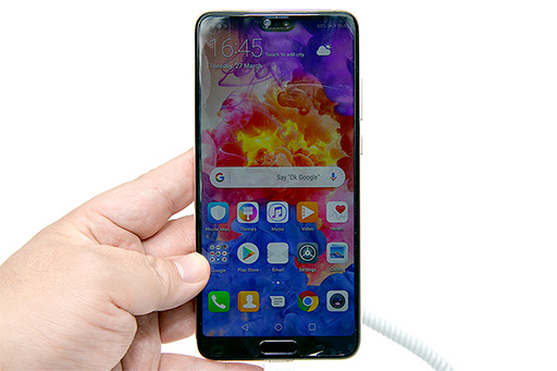 画像ギャラリー No.004のサムネイル画像 / カメラにこだわるHuaweiの新スマートフォン「P20」「P20 Pro」と，20万円超えのラグジュアリーモデル「Mate RS」を実機でチェック