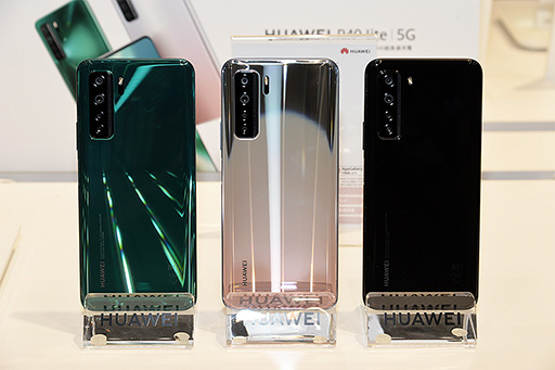 画像ギャラリー No.020のサムネイル画像 / Huawei渾身の新スマホ「P40 Pro 5G」をチェック。4眼式カメラとAI撮影機能は魅力だが，アプリストアには問題が
