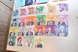 画像ギャラリー No.087のサムネイル画像 / キャラクターたちと一緒に夢の世界へ……！「DREAM!ing」×カラオケの鉄人 池袋東口店コラボをフォトレポート
