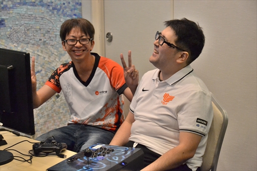 画像ギャラリー No.041のサムネイル画像 / 「BBTAG 第2回公式大会」イベントレポート。プロゲーマー・小路KOG選手が優勝を飾り，直近の出場大会において5連覇を達成