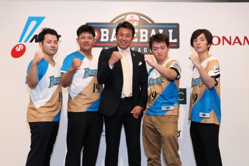 画像ギャラリー No.030のサムネイル画像 / パワプロのリーグ戦「eBASEBALL プロリーグ2019」のドラフト会議をレポート。プロ野球OBやマスコットたちが運命の抽選に挑んだ
