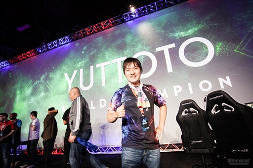 画像ギャラリー No.001のサムネイル画像 / ［EVO2019］あくまでもヴォルドでの勝ちにこだわりたい――「ソウルキャリバーVI」部門優勝，ゆっとと選手インタビュー