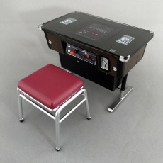画像ギャラリー No.009のサムネイル画像 / タイトーの「スペースインベーダー筐体」と「ダライアス筐体」が1/12スケールのミニチュアで登場。オンラインストアで予約受付を開始