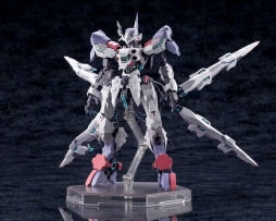 画像ギャラリー No.001のサムネイル画像 / 「星と翼のパラドクス」のメイン機体「ソリディア」がプラモデルに。2020年4月に発売予定