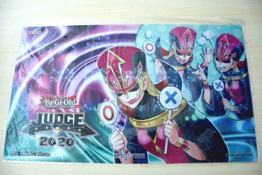 画像ギャラリー No.002のサムネイル画像 / 「遊戯王」の海外公式プレイマットを買ったので，お気に入りポイントや中古品を購入する際の注意点を紹介したい（「買い物Surfer」第17回）