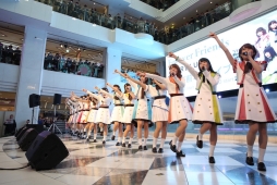 画像ギャラリー No.013のサムネイル画像 / 「CUE!」の1stシングル「Forever Friends」発売直前ミニライブ，公式レポートが公開