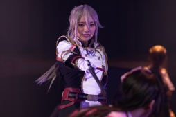 画像ギャラリー No.011のサムネイル画像 / 舞台「新サクラ大戦 the Stage 〜二つの焔〜」が開幕。進化した帝国華撃団・花組が世界各国の華撃団と熱いバトルを繰り広げる