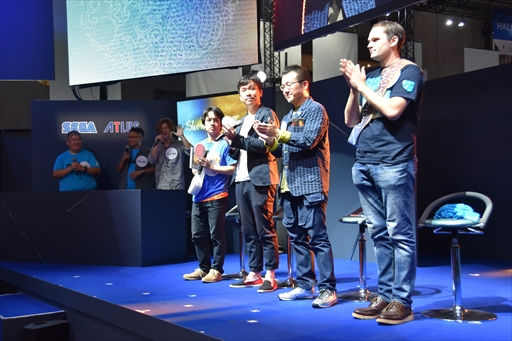 画像ギャラリー No.018のサムネイル画像 / ［TGS 2018］業界関係者が溢れるシェンムー愛を披露。シェンムーリスペクトチャンピオンが決定した「シェンムーI＆II」ステージをレポート