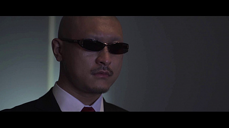 画像ギャラリー No.001のサムネイル画像 / マフィア梶田氏主演の「ヒットマン2」実写動画2本公開。今回のゲストはゲーム界のレジェンド，高橋名人