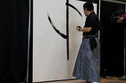 画像ギャラリー No.007のサムネイル画像 / 「『仁王2』プレミアム体験会」をレポート。第1ステージ「十三桜」は，のっけからプレイヤーを落命させる気満々