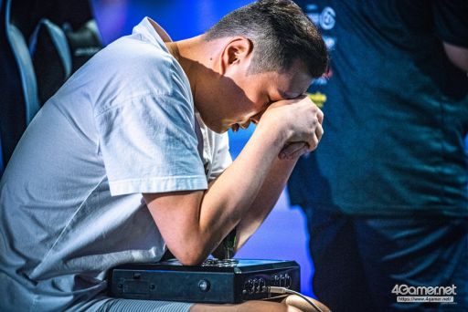 画像ギャラリー No.093のサムネイル画像 / ［EVO2019］「サムスピ」など4部門で優勝者が決定する「EVO2019」Day2，Twitterまとめ。Day3に進むTOP8も漏れなく決定