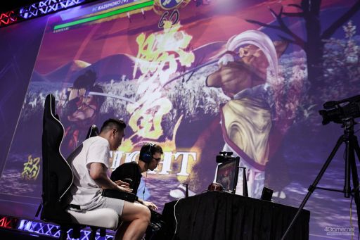 画像ギャラリー No.096のサムネイル画像 / ［EVO2019］「サムスピ」など4部門で優勝者が決定する「EVO2019」Day2，Twitterまとめ。Day3に進むTOP8も漏れなく決定