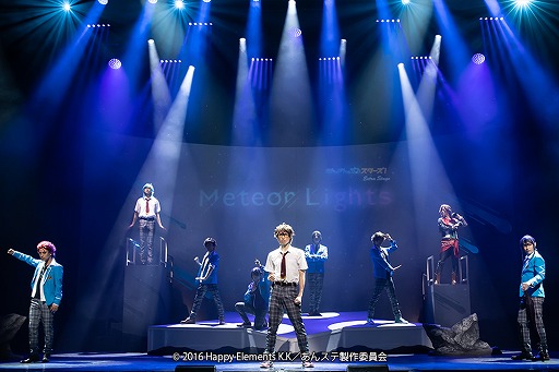 画像ギャラリー No.008のサムネイル画像 / 「あんさんぶるスターズ！エクストラ・ステージ」〜Meteor Lights〜のゲネプロをレポート。心にズンとくるヒーローの誕生話に涙が止まらない