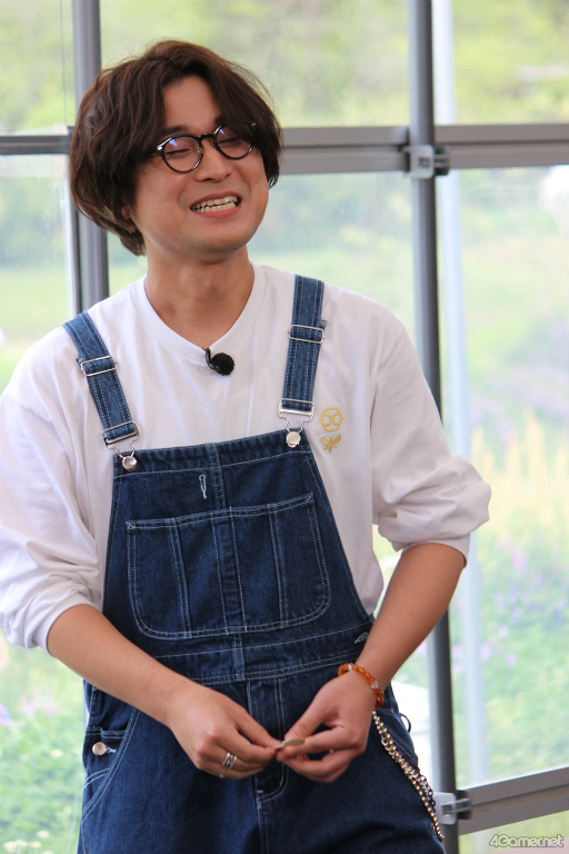 画像ギャラリー No.025のサムネイル画像 / 「あんスタ！！」配信番組「CAFE CINNAMON ニキズキッチン」第16回は，「Crazy:B」が“はちみつ工房”へ行く。フォトレポート＆インタビュー