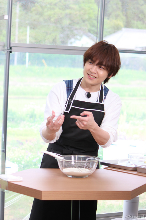 画像ギャラリー No.027のサムネイル画像 / 「あんスタ！！」配信番組「CAFE CINNAMON ニキズキッチン」第16回は，「Crazy:B」が“はちみつ工房”へ行く。フォトレポート＆インタビュー