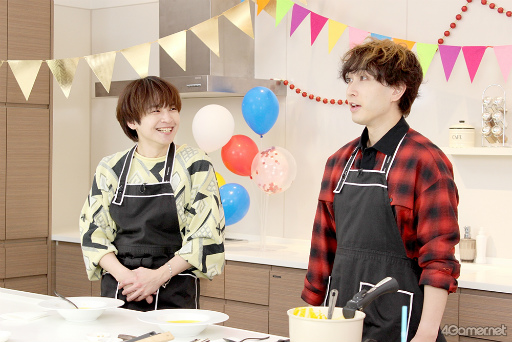 画像ギャラリー No.018のサムネイル画像 / 「あんスタ！！」配信番組「CAFE CINNAMON ニキズキッチン」第18回＆第19回フォトレポート。祝・大賞受賞スペシャル！