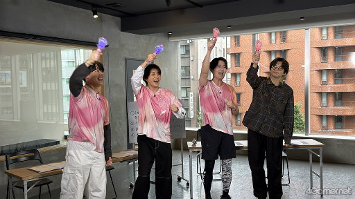 画像ギャラリー No.008のサムネイル画像 / “スタフォニ”直前配信「くわPスタジオTRIP」で4曲の新曲を発表！　キャスト＆桑原 聖Pが語る舞台裏と制作のこだわり