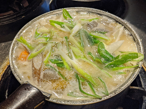 画像ギャラリー No.005のサムネイル画像 / 俺のコラボカフェ：Menu 020 「龍が如く7」の戦う男たちを癒やす豚汁の味を求めて