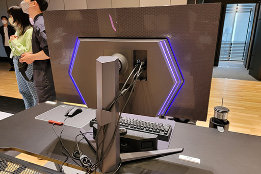 画像ギャラリー No.003のサムネイル画像 / LG，DisplayHDR 1000対応のゲーマー向けハイエンド4Kディスプレイ「32GQ950-B」を6月発売。ゲーマー向け卓上スピーカーも登場