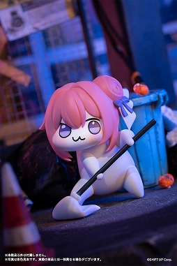 画像ギャラリー No.001のサムネイル画像 / 「勝利の女神：NIKKE」から謎の生物“DORO”のアクションフィギュアが登場。マグネット連結の手足により無限の可動域を確保