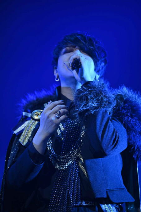 画像ギャラリー No.004のサムネイル画像 / 「ブラックスター」，ライブツアー“BLACK TOUR 2022”横浜公演の公式レポートを公開