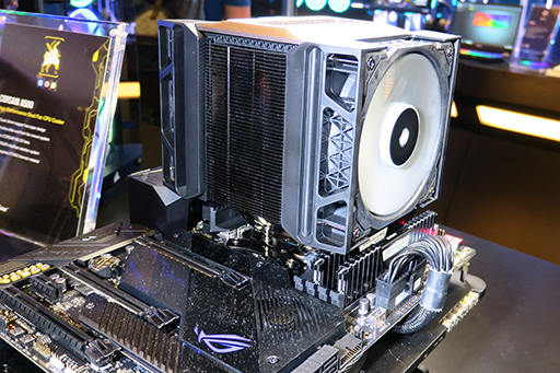 画像ギャラリー No.013のサムネイル画像 / Corsair，4K60pのHDR映像を単体録画できるキャプチャデバイス「4K60 S＋」や液冷化したPS4 Pro/Xbox One Sを内蔵するゲームPCを発表
