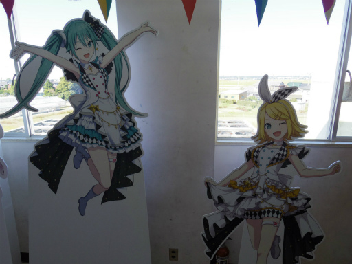 画像ギャラリー No.080のサムネイル画像 / プロセカのリアルイベント“神山高校文化祭”レポート。わたあめやイカ焼き，お化け屋敷から演劇までゲーム内イベントを完全再現