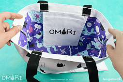 画像ギャラリー No.008のサムネイル画像 / ホラーRPG「OMORI」とコラボしたTシャツやトートバッグ，マグカップ，キーホルダーを販売開始