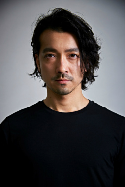画像ギャラリー No.002のサムネイル画像 / 「グランサガ」俳優・金子ノブアキさんが公式アンバサダーに就任。TGS 2021特番にも出演決定