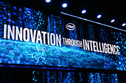 画像ギャラリー No.002のサムネイル画像 / Intel，次世代CPU「Tiger Lake」でゲームを動かすデモを披露。開発中の単体GPU「DG1」でのゲームデモも行われたカンファレンスをレポート