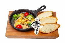 画像ギャラリー No.040のサムネイル画像 / 東京・秋葉原「SQUARE ENIX CAFE」，最後の企画。「NieR」シリーズとのコラボカフェを2月1日から開催へ。スペースの予約受付がスタート