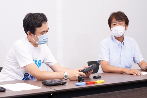 画像ギャラリー No.006のサムネイル画像 / 30年を経て，あの携帯ゲーム機が蘇る。「ゲームギアミクロ」発売記念，セガ＆エムツーのキーマン3名にインタビュー