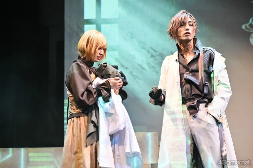 画像ギャラリー No.003のサムネイル画像 / 舞台「終遠のヴィルシュ」ゲネプロレポート。絶望の中，シアンとセレスの“てぇてぇ（尊い）”を存分に摂取