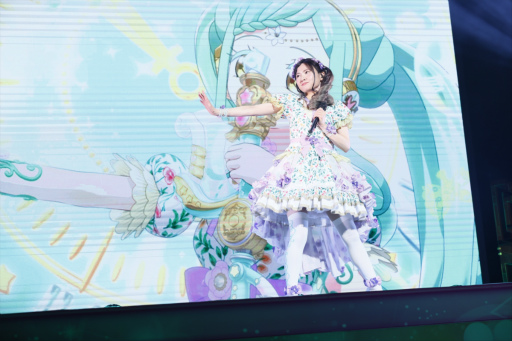 画像ギャラリー No.002のサムネイル画像 / 歌と一緒に“パキ”り続けた10年のメモリアルを振り返り！ 「プリパラ」シリーズのライブイベント「プリパラフレンドシップメモリー」をレポート