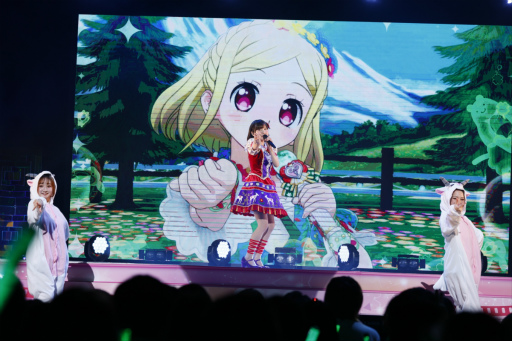 画像ギャラリー No.017のサムネイル画像 / 歌と一緒に“パキ”り続けた10年のメモリアルを振り返り！ 「プリパラ」シリーズのライブイベント「プリパラフレンドシップメモリー」をレポート