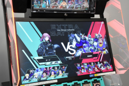 画像ギャラリー No.006のサムネイル画像 / 「機動戦士ガンダム アーセナルベース」インプレッション。カードの加工にもこだわり抜いたタイトルが，ブラッシュアップを経て本日正式稼働