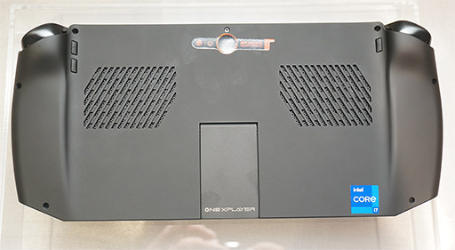画像ギャラリー No.004のサムネイル画像 / 8.4型ディスプレイを搭載した小型ゲーマー向けPC「ONEXPLAYER」の国内予約が始まる。価格は税込13万円台前半から
