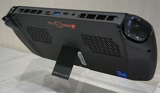 画像ギャラリー No.005のサムネイル画像 / 8.4型ディスプレイを搭載した小型ゲーマー向けPC「ONEXPLAYER」の国内予約が始まる。価格は税込13万円台前半から