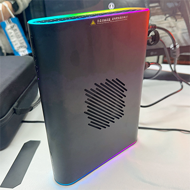 画像ギャラリー No.011のサムネイル画像 / 7型有機ELディスプレイ＆Ryzen AI 300搭載の携帯型ゲームPC「OneXFly F1 Pro」の国内予約がスタート
