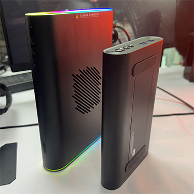 画像ギャラリー No.012のサムネイル画像 / 7型有機ELディスプレイ＆Ryzen AI 300搭載の携帯型ゲームPC「OneXFly F1 Pro」の国内予約がスタート