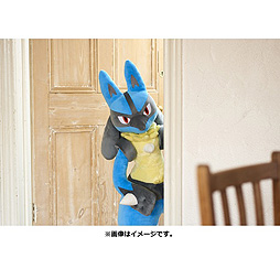 画像ギャラリー No.008のサムネイル画像 / 「ぬいぐるみ 等身大ルカリオ」の受注がポケモンセンターオンラインで本日スタート。耳先までの高さは約120cm，簡単なポーズも作れる