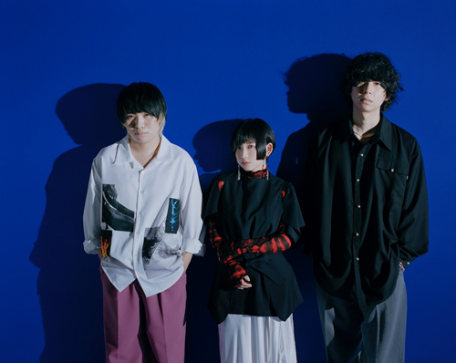 画像ギャラリー No.003のサムネイル画像 / 「メメントモリ」，アイリスのMV“Twilight（Special Ver.）”が公開に。希望を信じて懸命に手を伸ばすアイリスの心情を描く