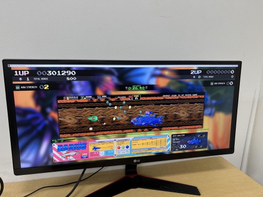 画像ギャラリー No.002のサムネイル画像 / PC版「ダライアス コズミックコレクション アーケード」がSteamで配信開始に。ウルトラワイドモニターの出力に対応
