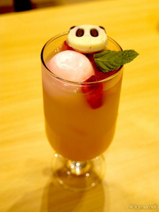 画像ギャラリー No.011のサムネイル画像 / 「アオペラカフェ -Enjoy Holiday-」の魅力をフォトレポートでお届け！　THEキャラCAFÉ グランドスケープ池袋店で開催中