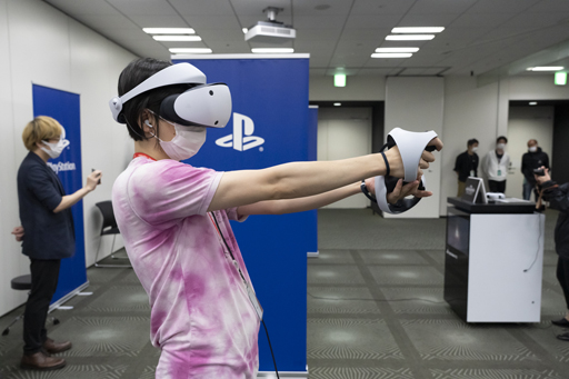 画像ギャラリー No.019のサムネイル画像 / PS VR2体験会レポート。「バイオハザード　ヴィレッジ」と「Horizon Call of the Mountain」は，どちらもパワーアップしたVR体験が楽しめる