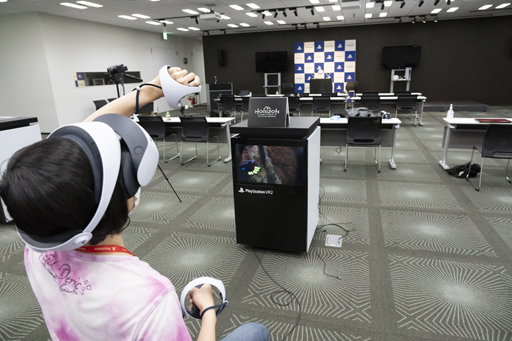 画像ギャラリー No.029のサムネイル画像 / PS VR2体験会レポート。「バイオハザード　ヴィレッジ」と「Horizon Call of the Mountain」は，どちらもパワーアップしたVR体験が楽しめる