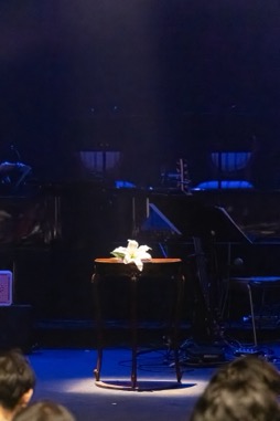 画像ギャラリー No.012のサムネイル画像 / 「メグとばけものコンサート -音楽の世界-」レポート。作曲家・裏谷玲央氏が自らフルアレンジした人気楽曲の数々で，ゲームの世界観を再現