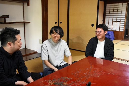 画像ギャラリー No.010のサムネイル画像 / 「違う冬のぼくら」×「都市伝説解体センター」クリエイター＆パブリッシャ対談。個人開発とチーム開発，それを支える出版系パブリッシャの話