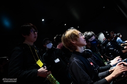 画像ギャラリー No.033のサムネイル画像 / ウメハラ選手，MenaRD選手など「ストリートファイター6」のトップ選手がオフラインで激突。「FAVCUP 2023」を200枚超の写真で振り返る